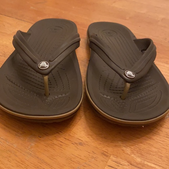 Crocs flip flop things unisex brown nice W7, M5 - Picture 3 of 11